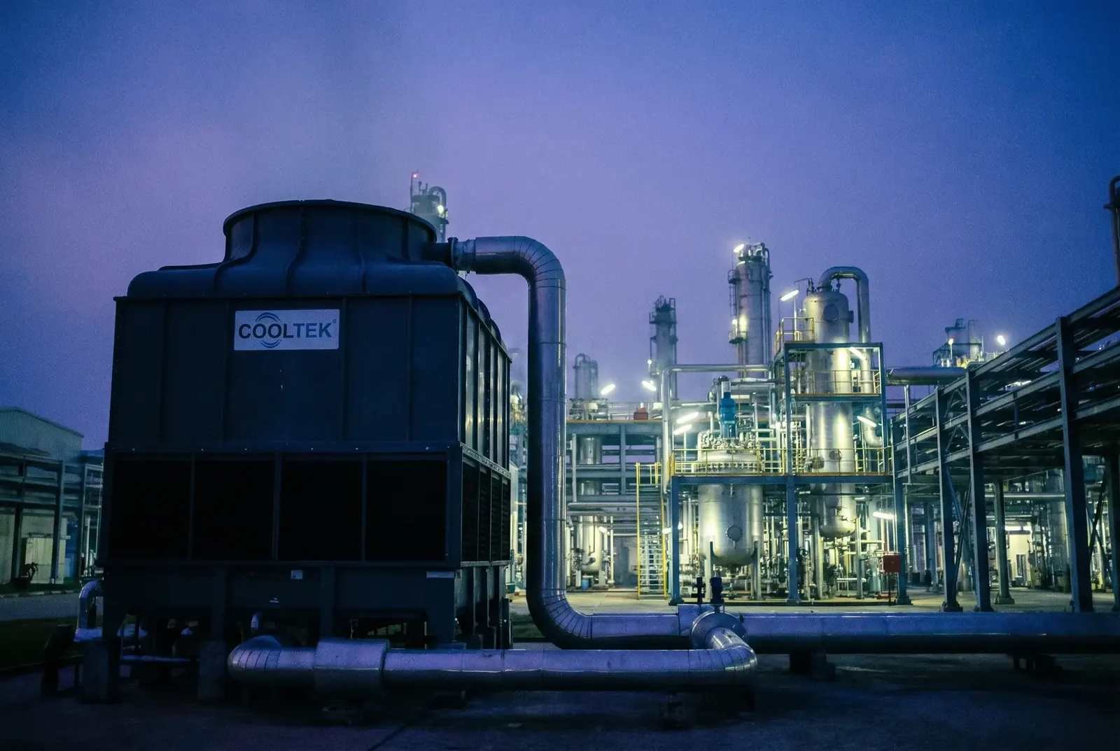 LH cooling tower in chemical and pharmaceutical plants
