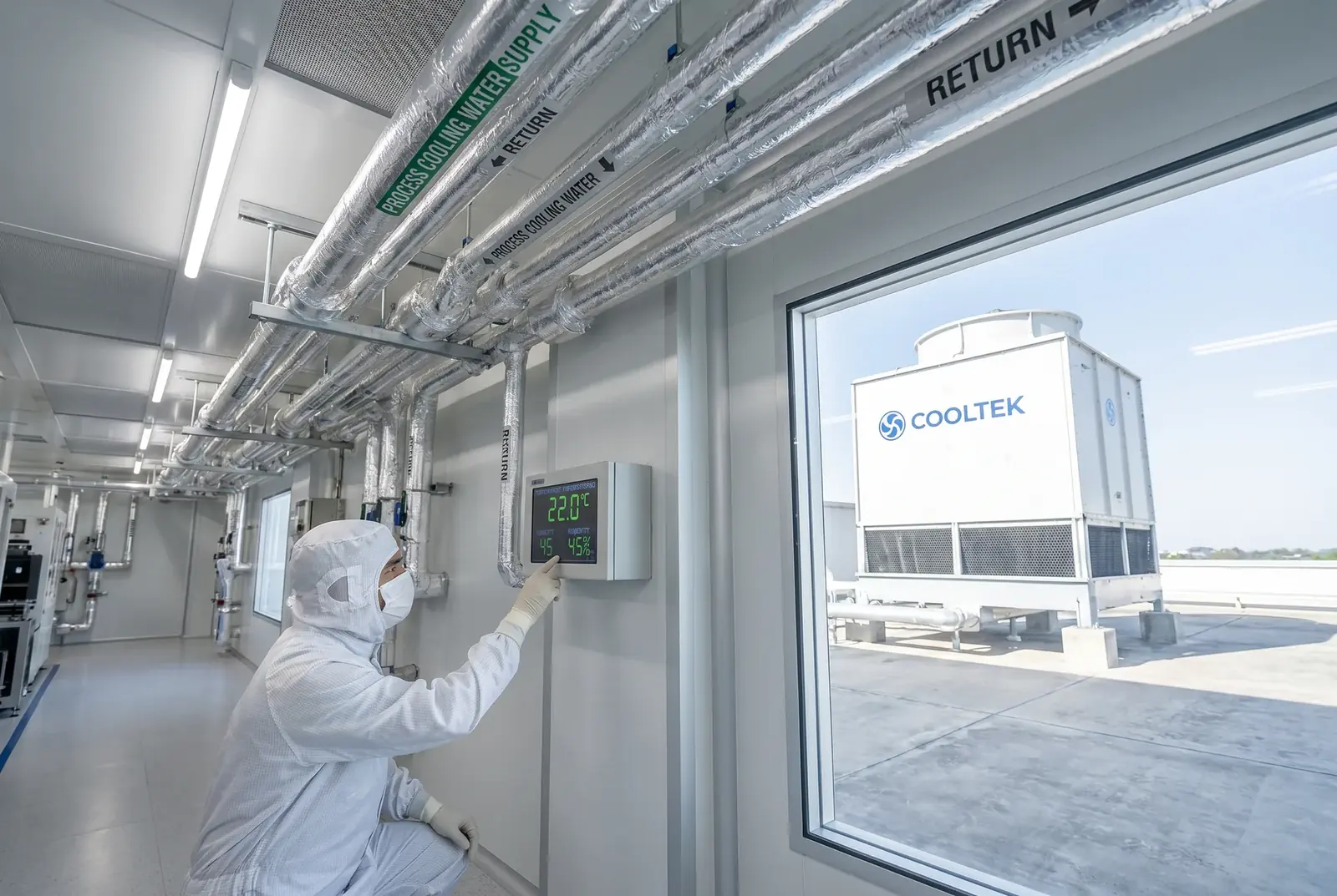 Why Outlet Water Temperature Depends on Wet-Bulb Temperature