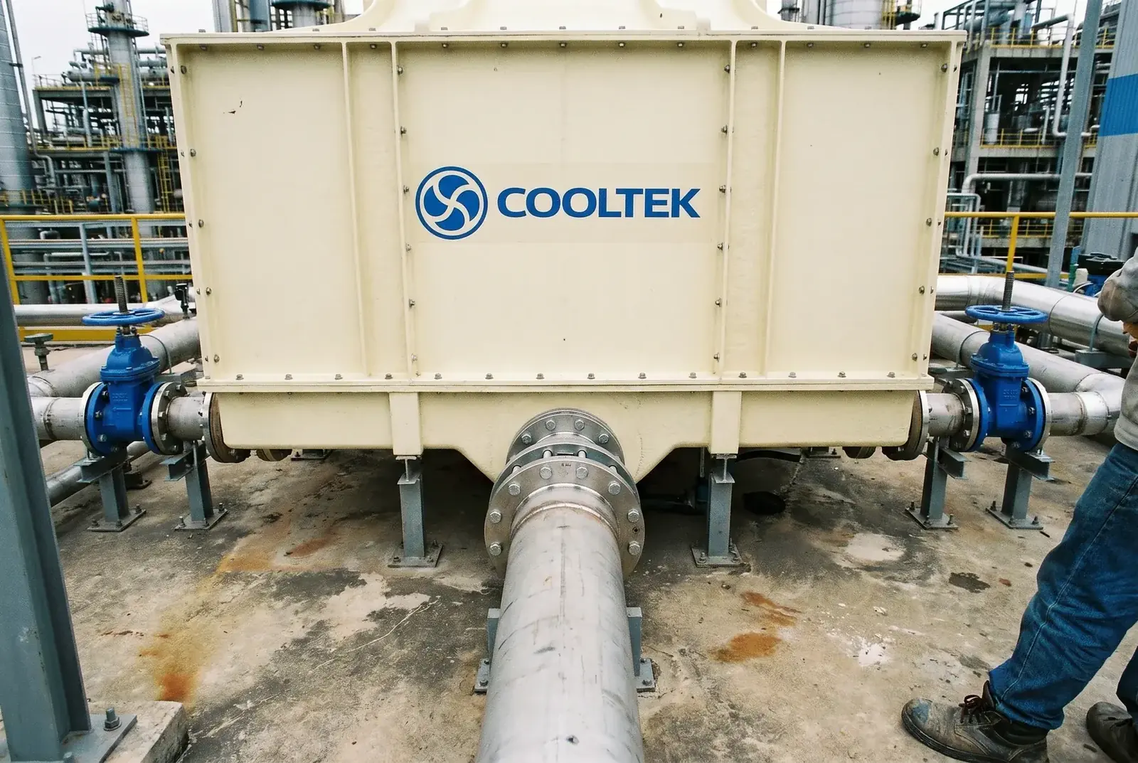 COOLTEK LHN cooling tower single central inlet flange connection